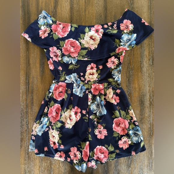 Altar’d State Women’s Navy Blue and Pink Floral Off the Shoulder Romper Size S - Picture 2 of 7